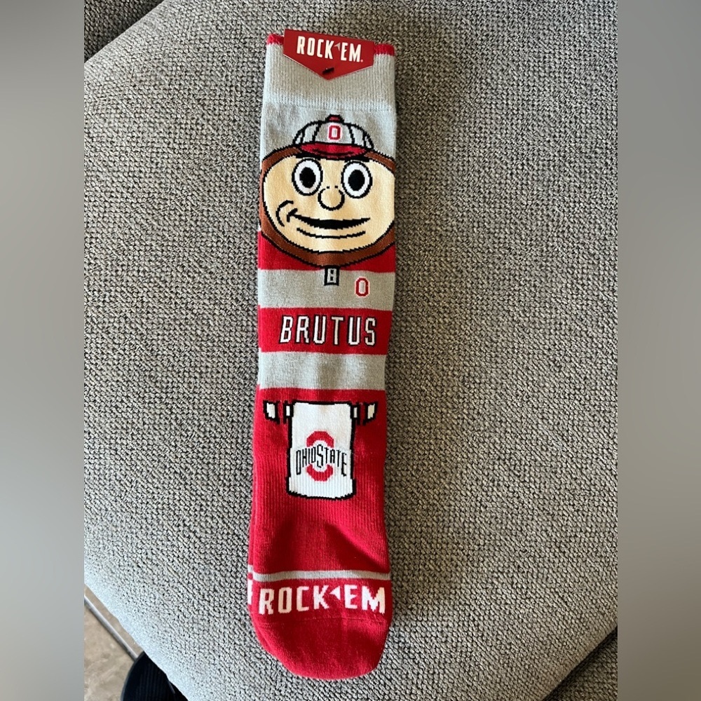 NWT- Men’s Socks L-XL, Ohio State Buckeyes Brutus
